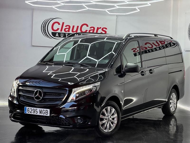 Usado Mercedes Vito 163 CV (119 kW) 2017 Negro Van