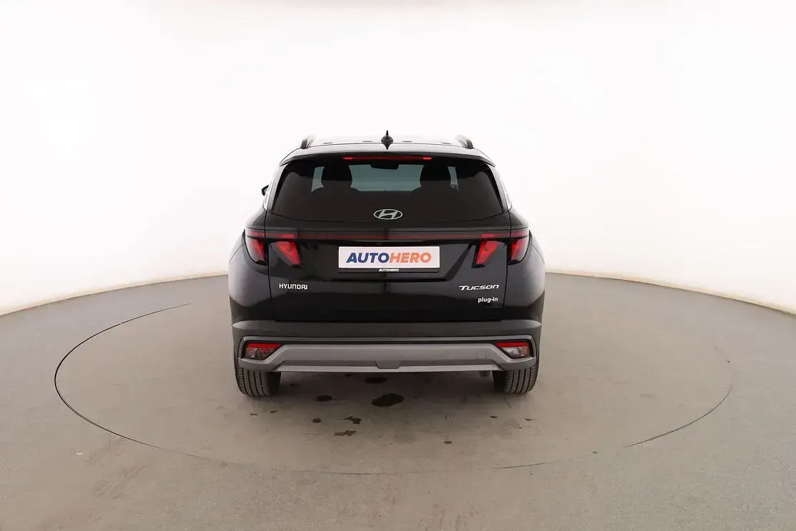 Usado Hyundai Tucson 252 CV (185 kW) 2025 Negro SUV