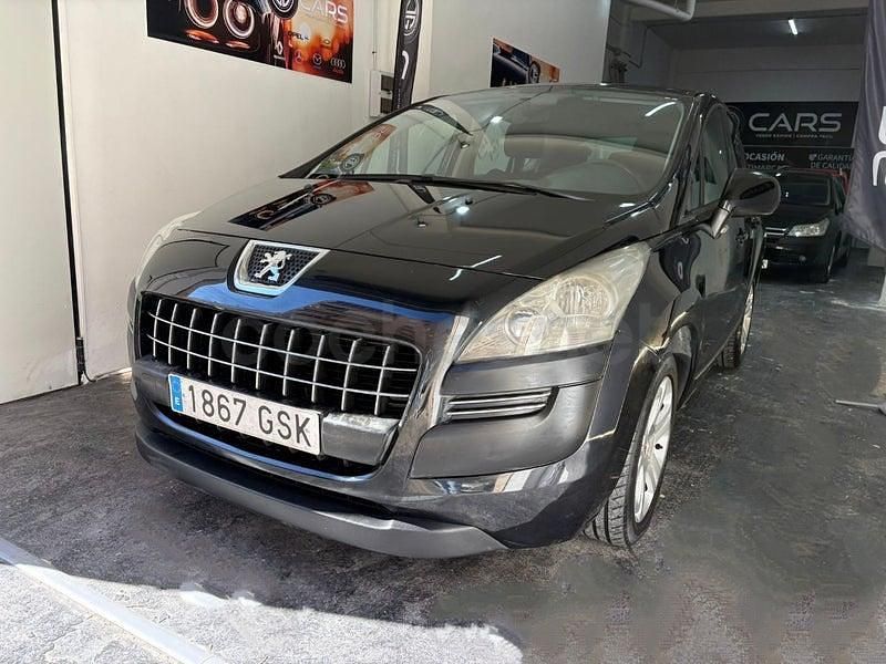 Usado Peugeot 3008 110 CV (80 kW) 2010 Negro Familiar