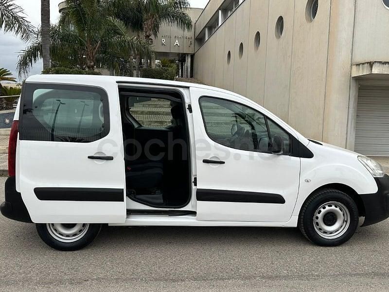 Usado Peugeot Partner Tepee Access 75 CV (55 kW) 2017 Blanco Monovolumen