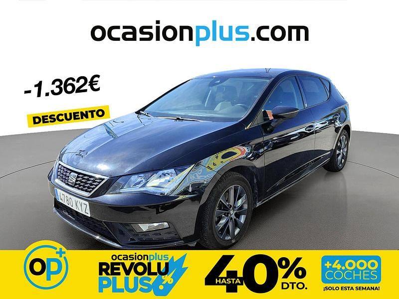 Usado Seat Leon Style 130 CV (95 kW) 2019 Negro