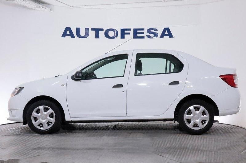 Usado Dacia Logan Ambiance 75 CV (55 kW) 2014 Blanco Berlina