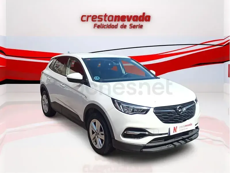 Usado Opel Grandland X Selective 130 CV (95 kW) 2018 Blanco SUV