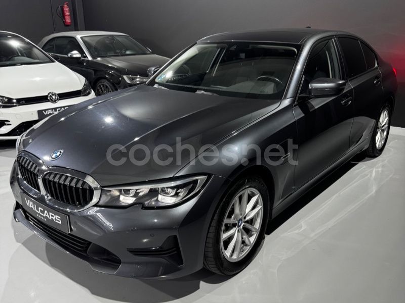 Gris / plata Usado 2021 BMW 330e Berlina | 29.490 € (Super precio) - Imagen 1/4