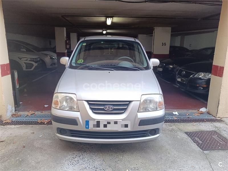 Gris / plata Usado 2003 Hyundai Atos GLS Utilitario | 2200 € (Precio justo) - Imagen 1/4