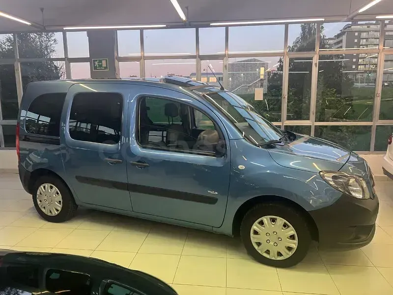 Usado Mercedes Citan 111 110 CV (80 kW) 2017 Azul Monovolumen