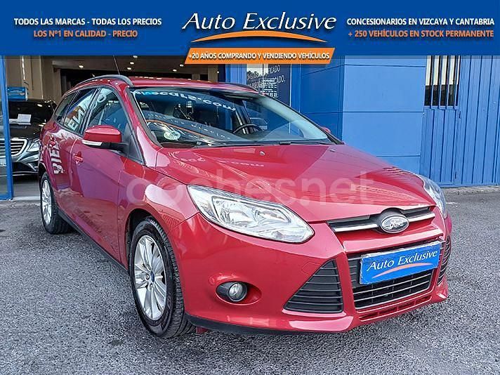 Granate Usado 2011 Ford Focus Trend Familiar | 5990 € (Precio justo) - Imagen 1/4