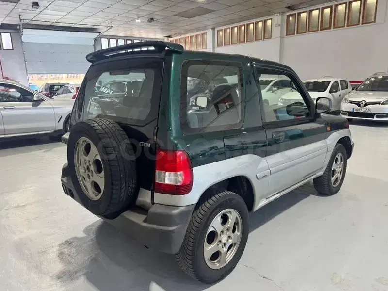 Usado Mitsubishi Montero 120 CV (88 kW) 2001 Verde SUV