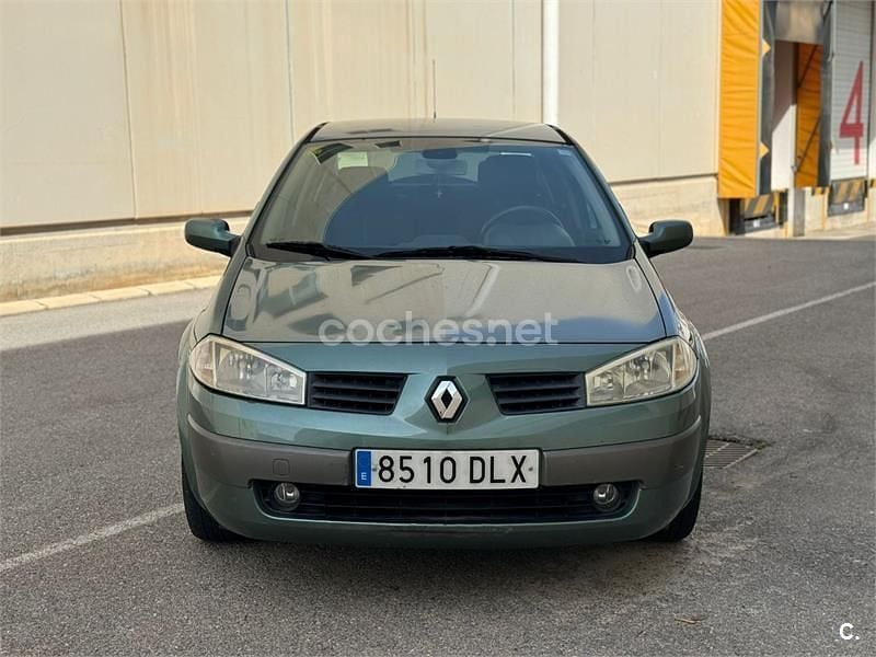 Usado Renault Mégane II Dynamique 115 CV (84 kW) 2005 Verde Berlina