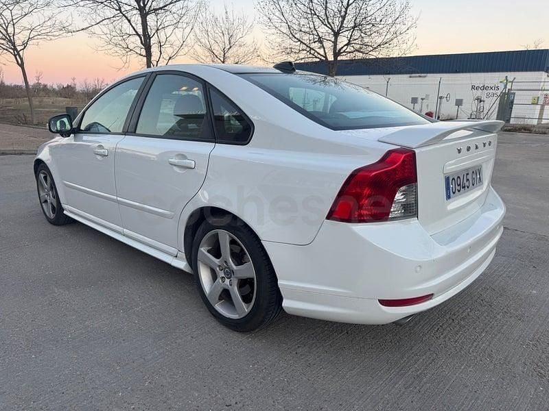 Usado Volvo S40 R-Design 177 CV (130 kW) 2011 Blanco Berlina