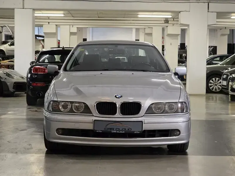 Usado BMW 520 Exclusive 136 CV (100 kW) 2003 Gris / plata Berlina