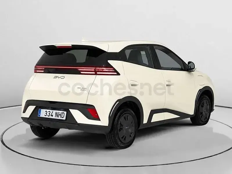 Usado BYD Dolphin Surf Active 64 kW (88 CV) 2025 Eléctrico Utilitario