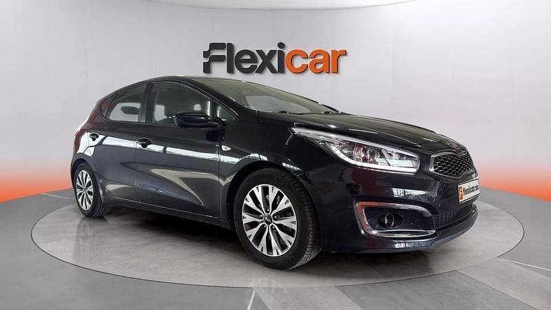 Käytetty Kia Ceed 100 HP (73 kW) 2017 Viistoperä