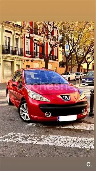 Usado Peugeot 207 Premium 110 CV (80 kW) 2008 Rojo Berlina