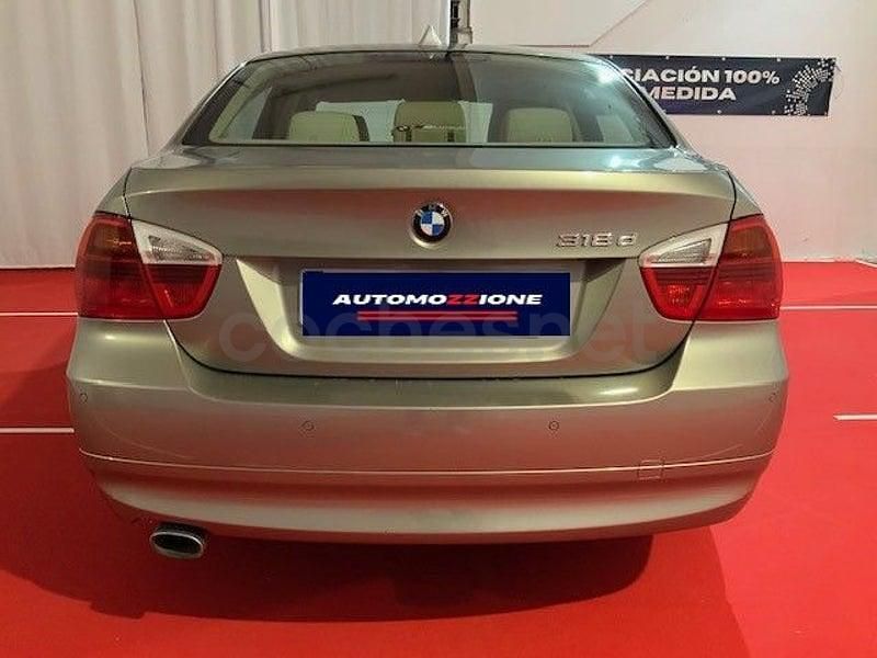 Usado BMW 318 Comfort Edition 143 CV (105 kW) 2008 Gris / plata Berlina