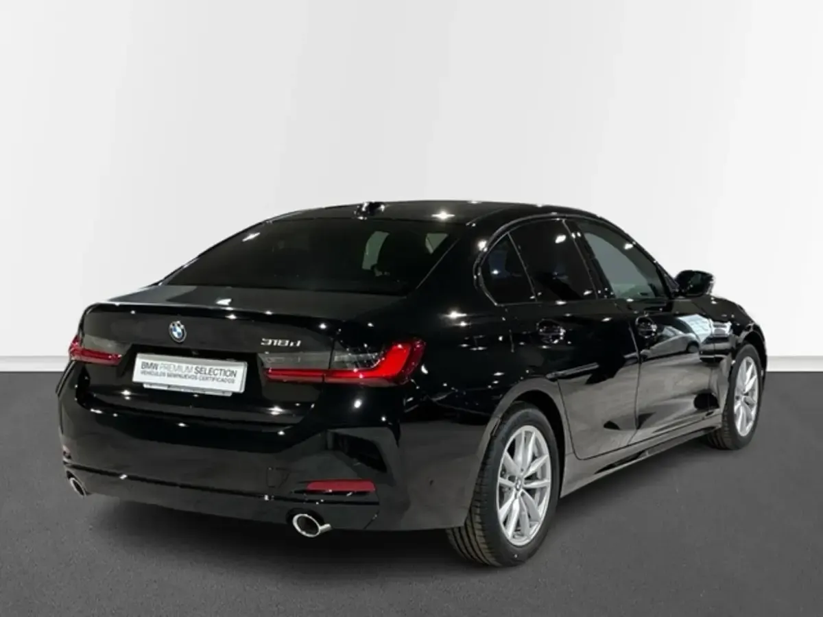 Nuevo BMW 318 Comfort Edition 150 CV (110 kW) 2026 Negro Berlina