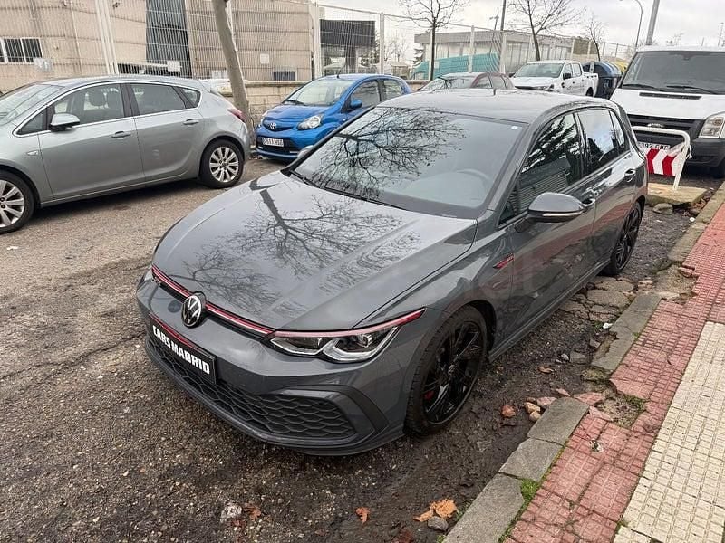 Usado VW Golf VIII GTI 245 HP (180 kW) 2022 Cinzento Sedan