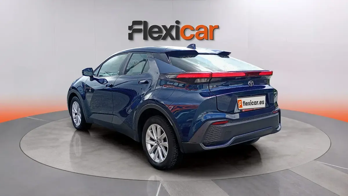 Usado Toyota C-HR Active 140 CV (102 kW) 2024 Azul SUV