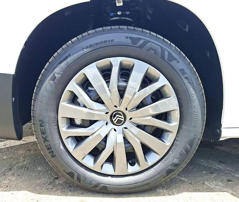 Usado Citroën Berlingo 100 CV (73 kW) 2025 Blanco kaolin Monovolumen