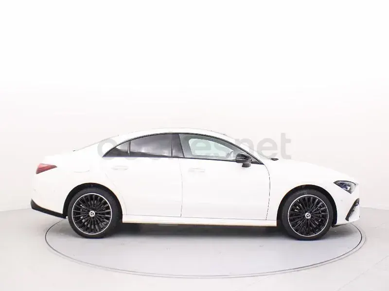Nuevo Mercedes CLA250e 218 CV (160 kW) 2025 Blanco Coupe