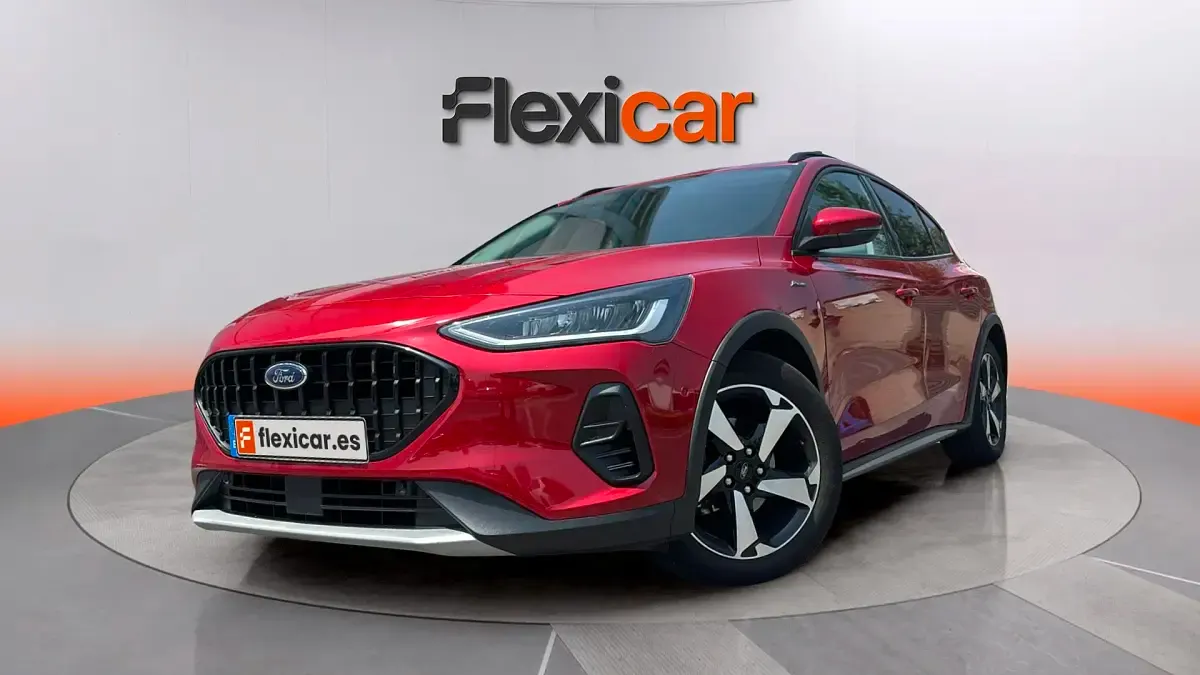 Usado Ford Focus Active X 116 CV (85 kW) 2024 Rojo Berlina