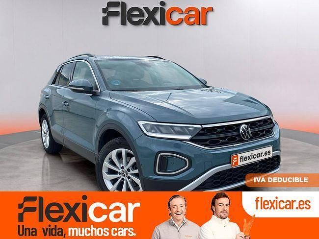 Usado VW T-Roc Life 150 CV (110 kW) 2023 Verde SUV