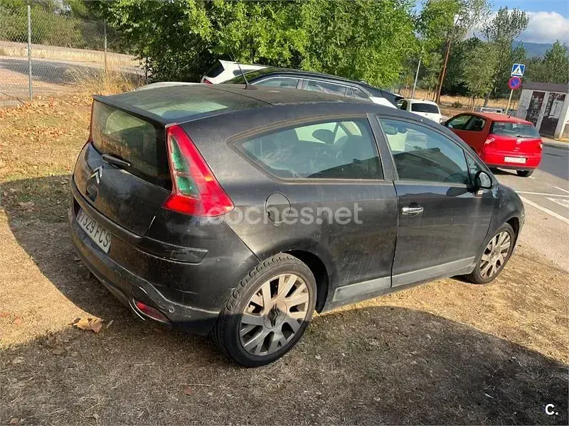 Usado Citroën C4 110 CV (80 kW) 2006 Negro Berlina
