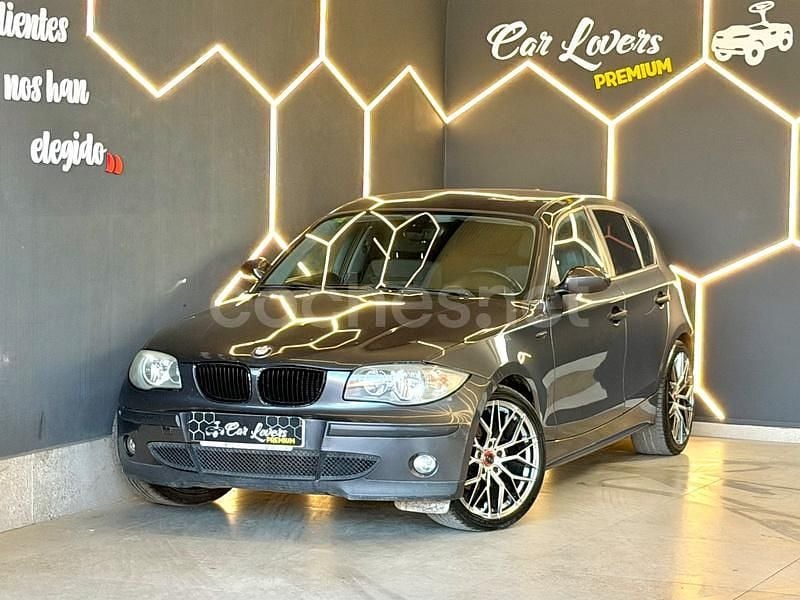 Usado BMW 118 122 CV (89 kW) 2004 Gris / plata Utilitario