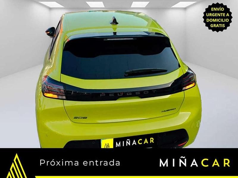 Usado Peugeot 208 Allure 101 CV (74 kW) 2025 Amarillo Utilitario