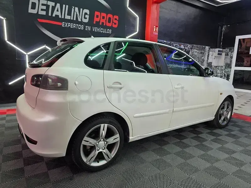 Usado Seat Ibiza FR 130 CV (95 kW) 2006 Blanco Utilitario
