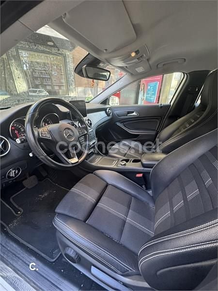 Usado Mercedes GLA200 136 CV (100 kW) 2018 Blanco SUV