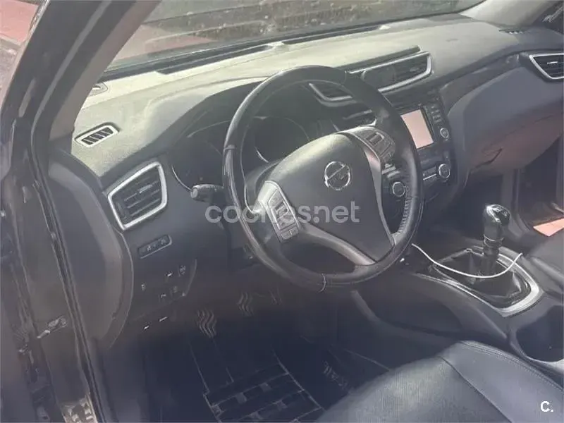 Usado Nissan X-Trail Tekna 130 CV (95 kW) 2017 Negro SUV