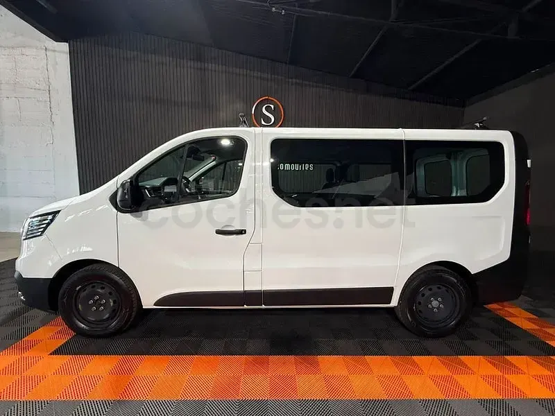 Usado Renault Trafic Equilibre 150 CV (110 kW) 2023 Blanco Monovolumen