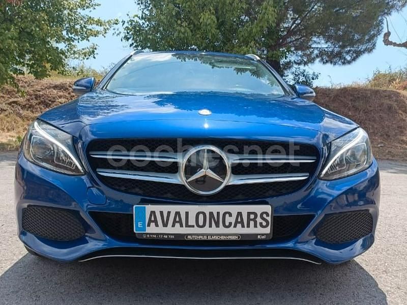 Usado Mercedes C220 Avantgarde 170 CV (125 kW) 2015 Azul Familiar