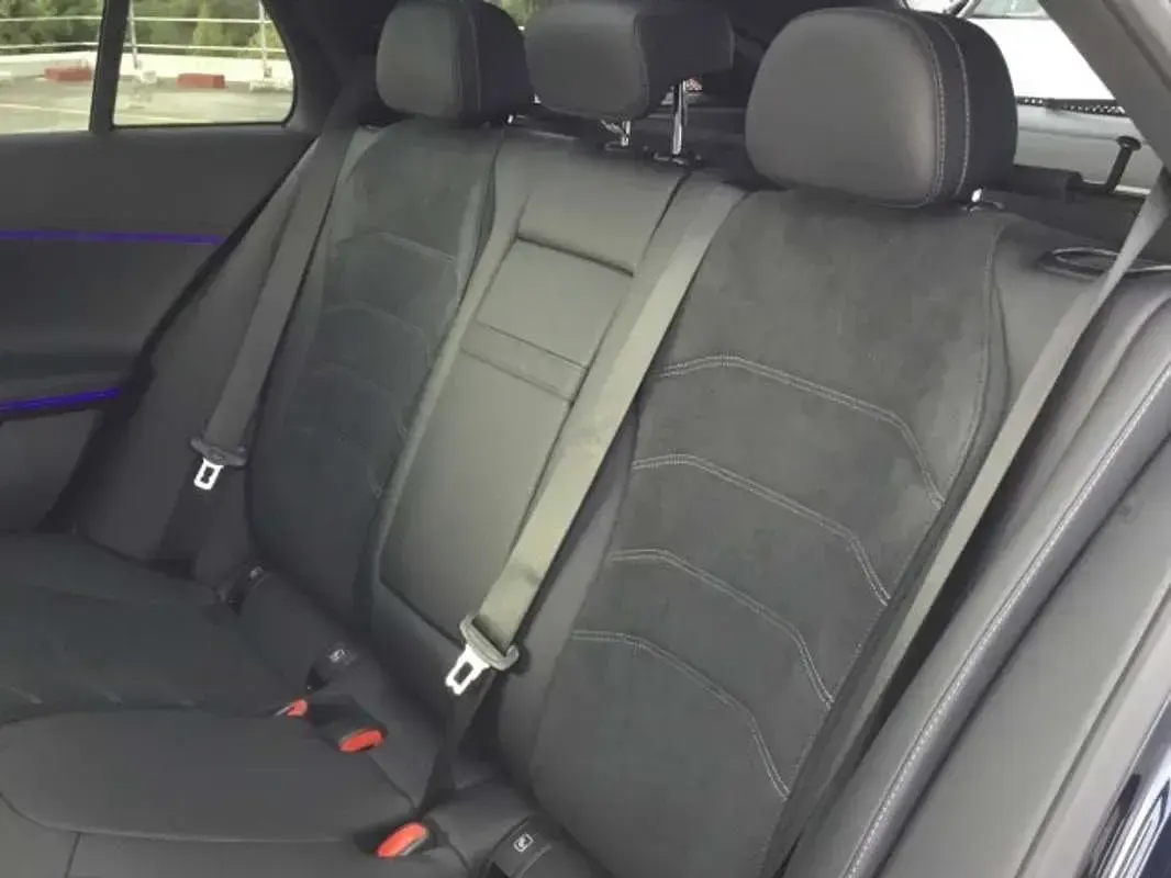 Usado Mercedes E220 197 CV (144 kW) 2025 Familiar