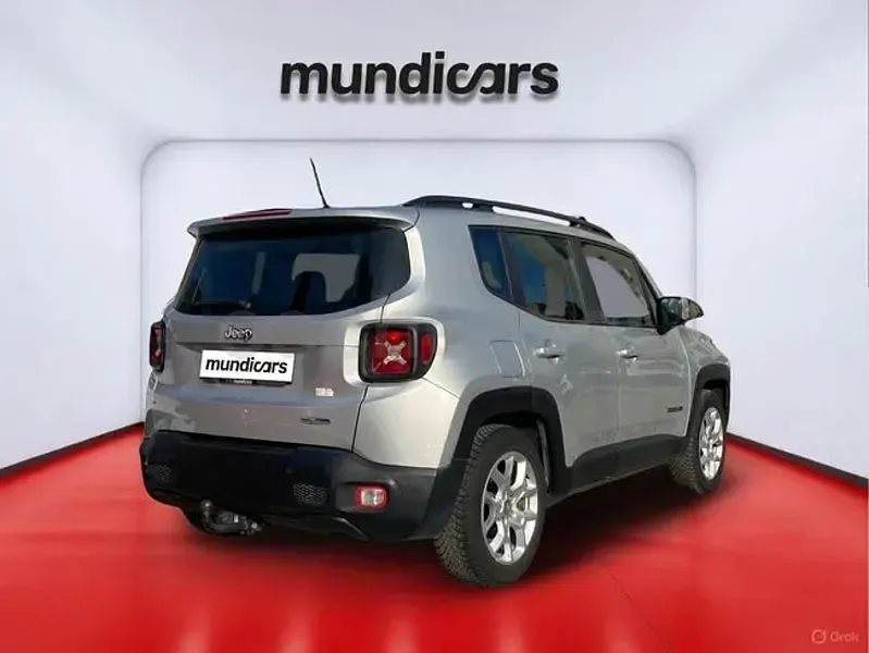 Usado Jeep Renegade Longitude 120 CV (88 kW) 2017 Gris / plata SUV