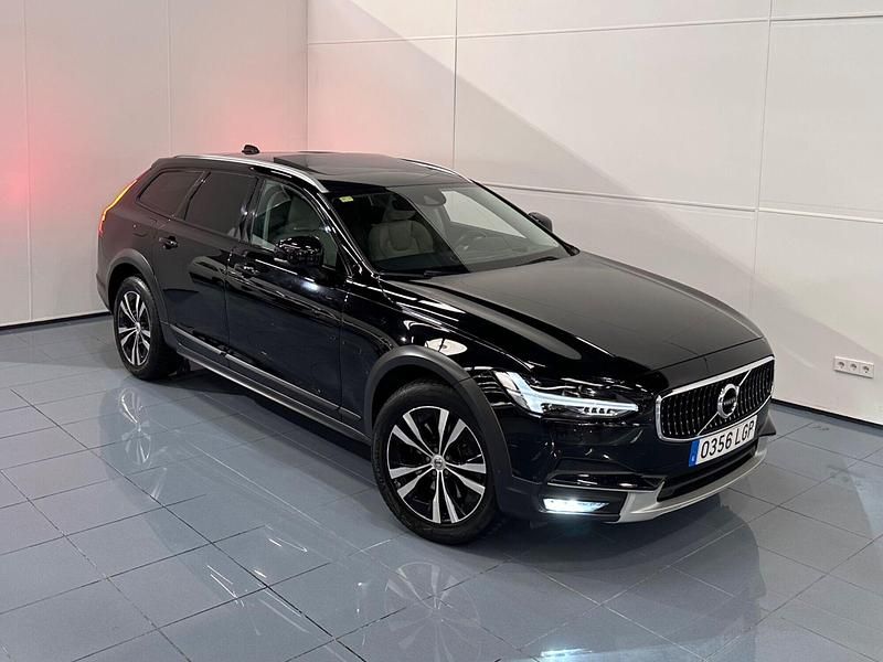 Usado Volvo V90 CC Pro 190 CV (139 kW) 2020 Negro Familiar