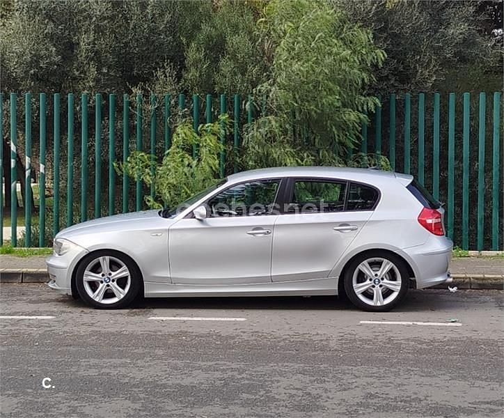 Usado BMW 118 143 CV (105 kW) 2009 Gris / plata Utilitario