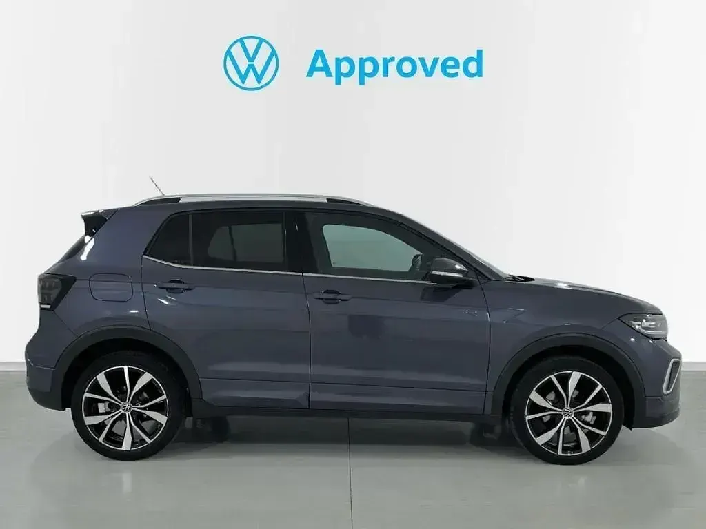 Usado VW T-Cross R-line 116 CV (85 kW) 2025 Gris SUV