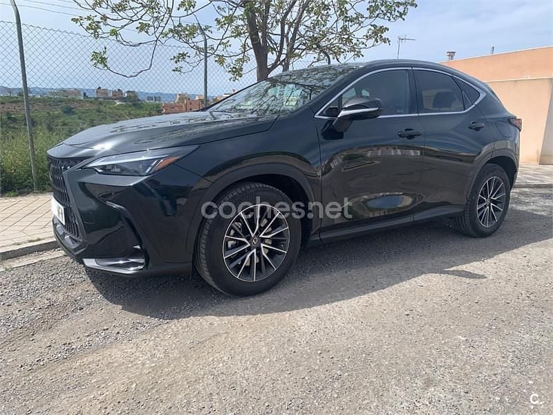 Negro Usado 2023 Lexus NX450h+ Executive Line SUV | 50.000 € (Precio justo) - Imagen 1/4