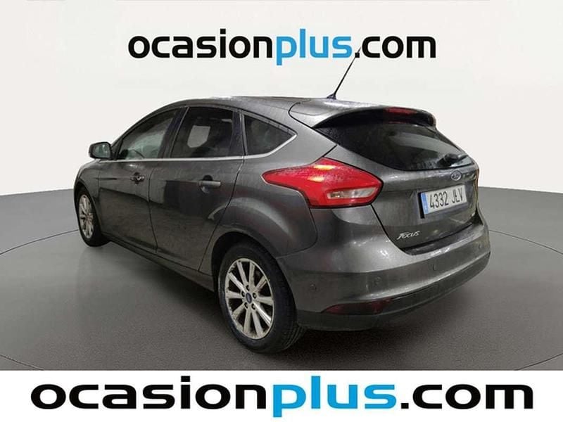 Usado Ford Focus Titanium 125 CV (91 kW) 2016 Gris Utilitario