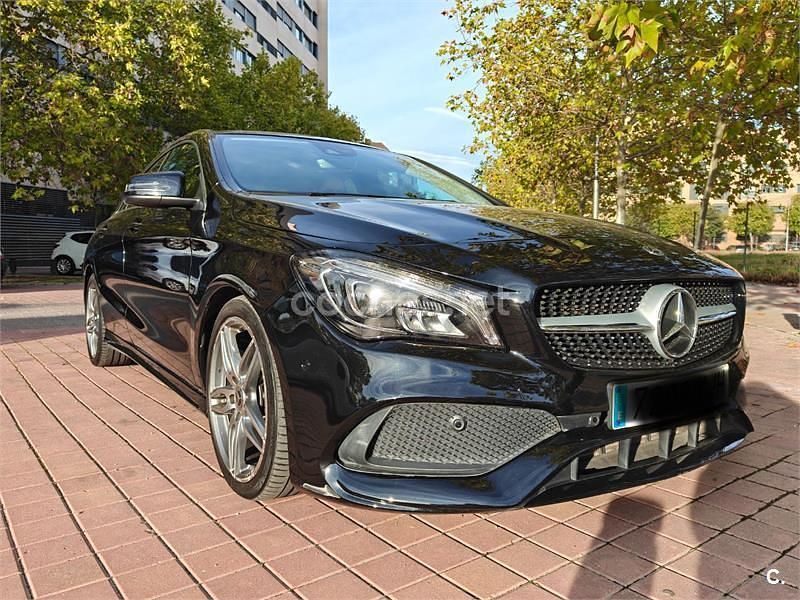 Usado Mercedes CLA220 177 CV (130 kW) 2018 Negro Berlina