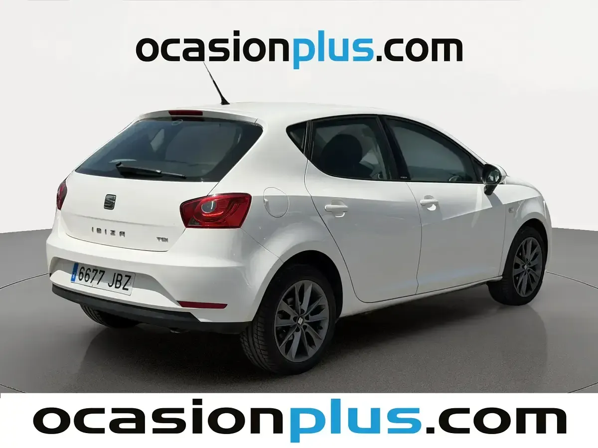 Usado Seat Ibiza I-Tech 90 CV (66 kW) 2015 Blanco Utilitario