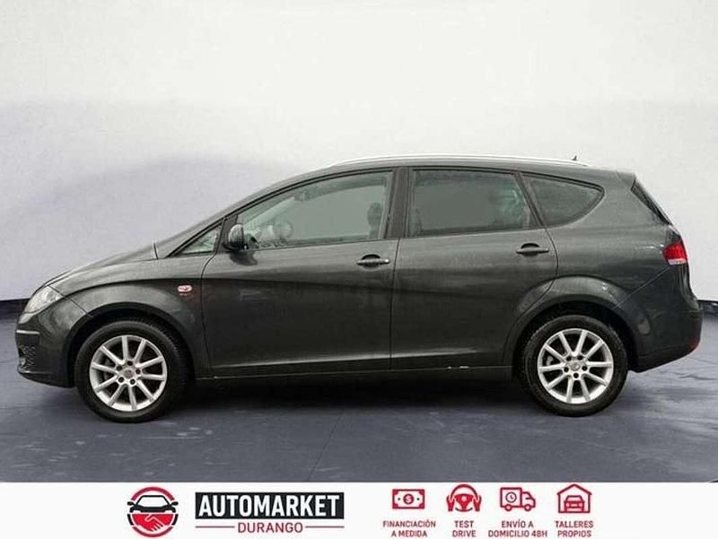 Usado Seat Altea Sport 160 CV (117 kW) 2008 Gris Monovolumen