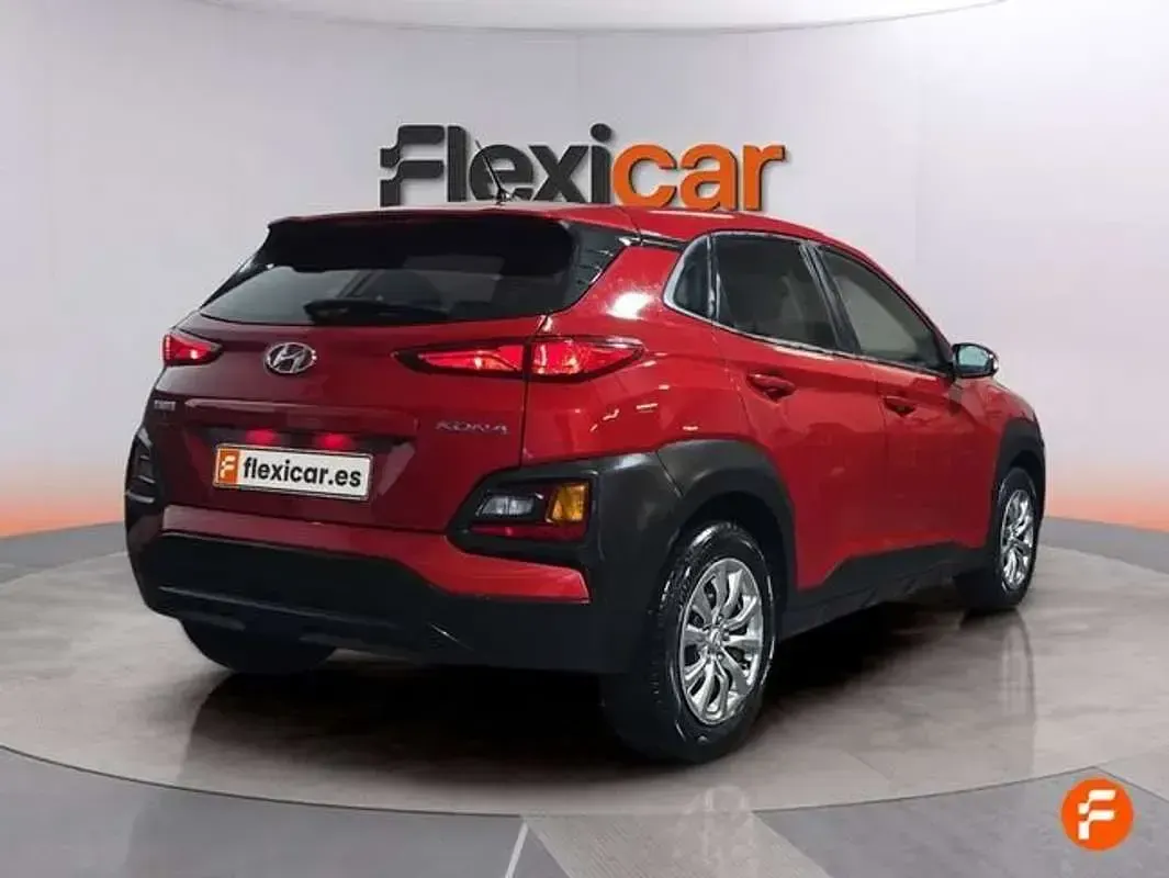 Usado Hyundai Kona Style 120 CV (88 kW) 2019 Rojo SUV