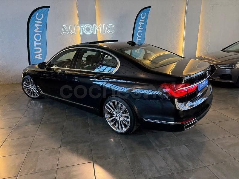 Usado BMW 750 450 CV (330 kW) 2016 Negro Berlina