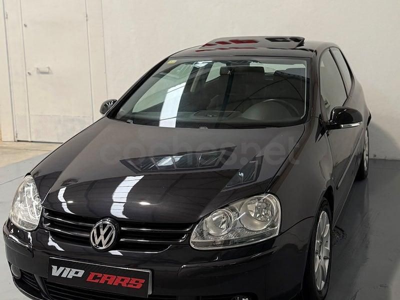Usado VW Golf IV Highline 105 CV (77 kW) 2006 Negro Berlina