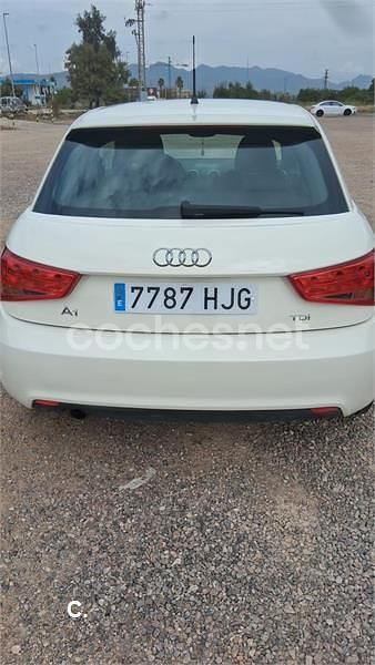 Usado Audi A1 Ambition 105 CV (77 kW) 2012 Blanco Utilitario