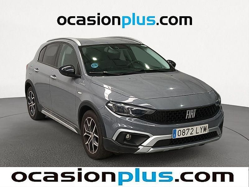 Usado Fiat Tipo Cross 101 CV (74 kW) 2022 Gris Utilitario