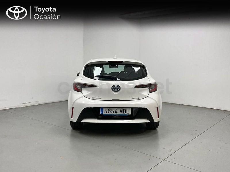 Usado Toyota Corolla Active 122 CV (89 kW) 2023 Blanco Berlina
